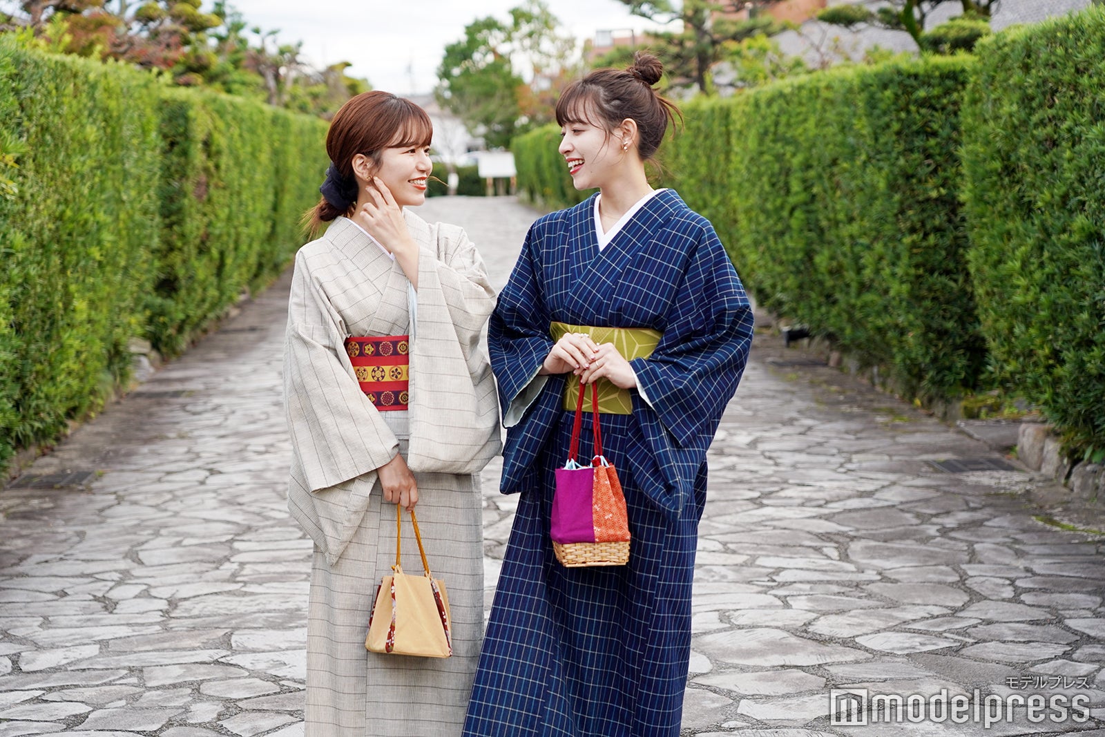 石畳みが続く武家屋敷を歩けば江戸時代にタイムスリップしたみたいな気分！ （C）モデルプレス