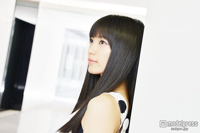 普段から友人の恋愛相談にのることが多いというmiwa