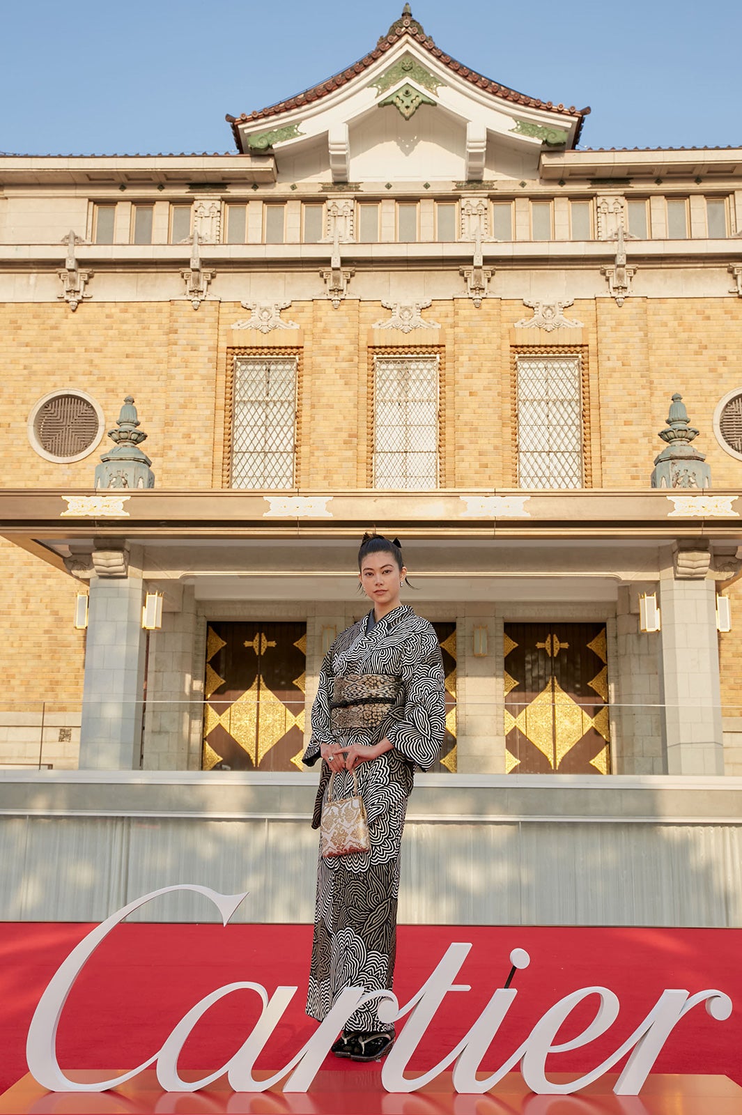 森星（C）Cartier