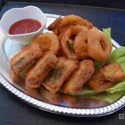 「トロピカルビアガーデン&カフェ」/オニオンリング