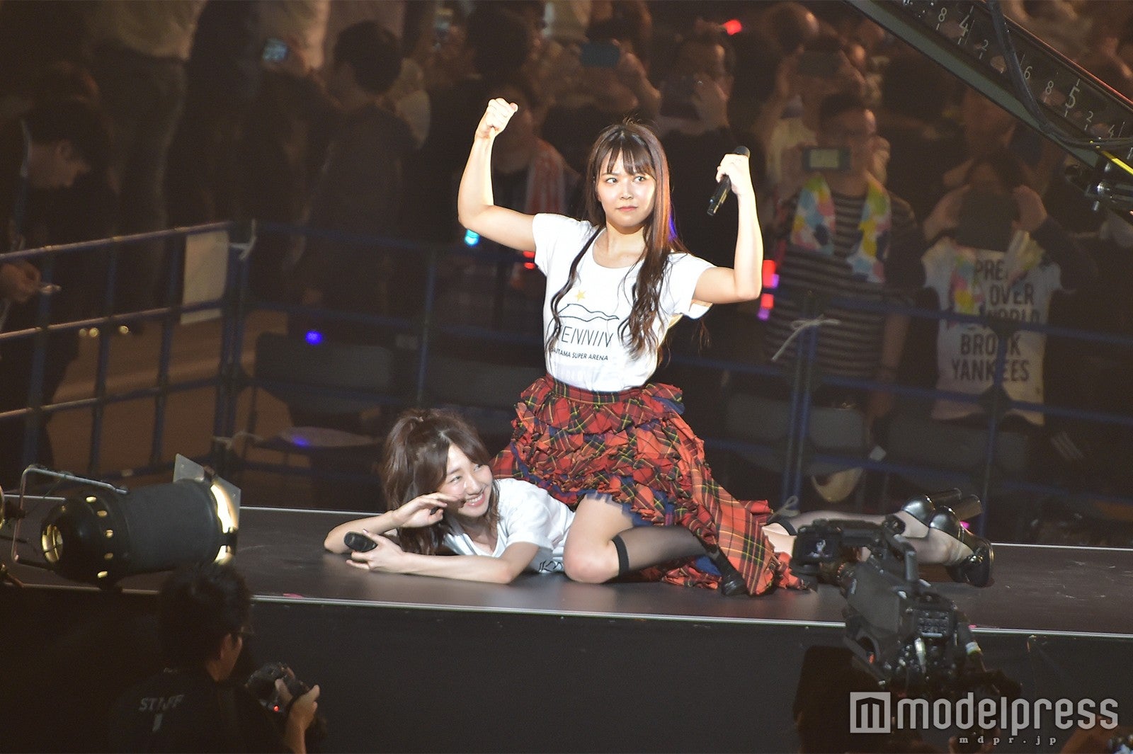 柏木由紀VS白間美瑠の場外乱闘？　道頓堀白間に完敗の柏木由紀「AKB48単独コンサート～ジャーバージャって何？～」昼公演 （C）モデルプレス