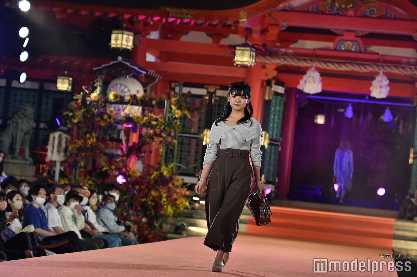 峯吉愛梨沙（C）モデルプレス