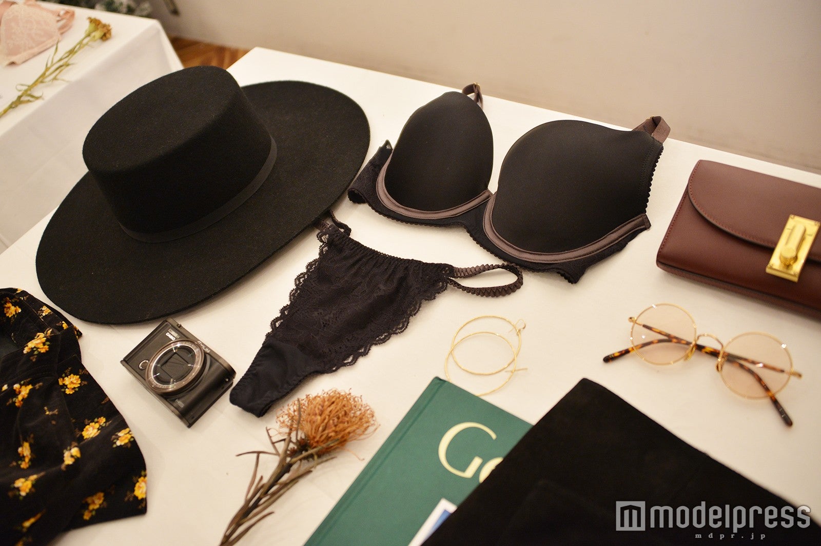 「ivyy」展示会 （C）モデルプレス