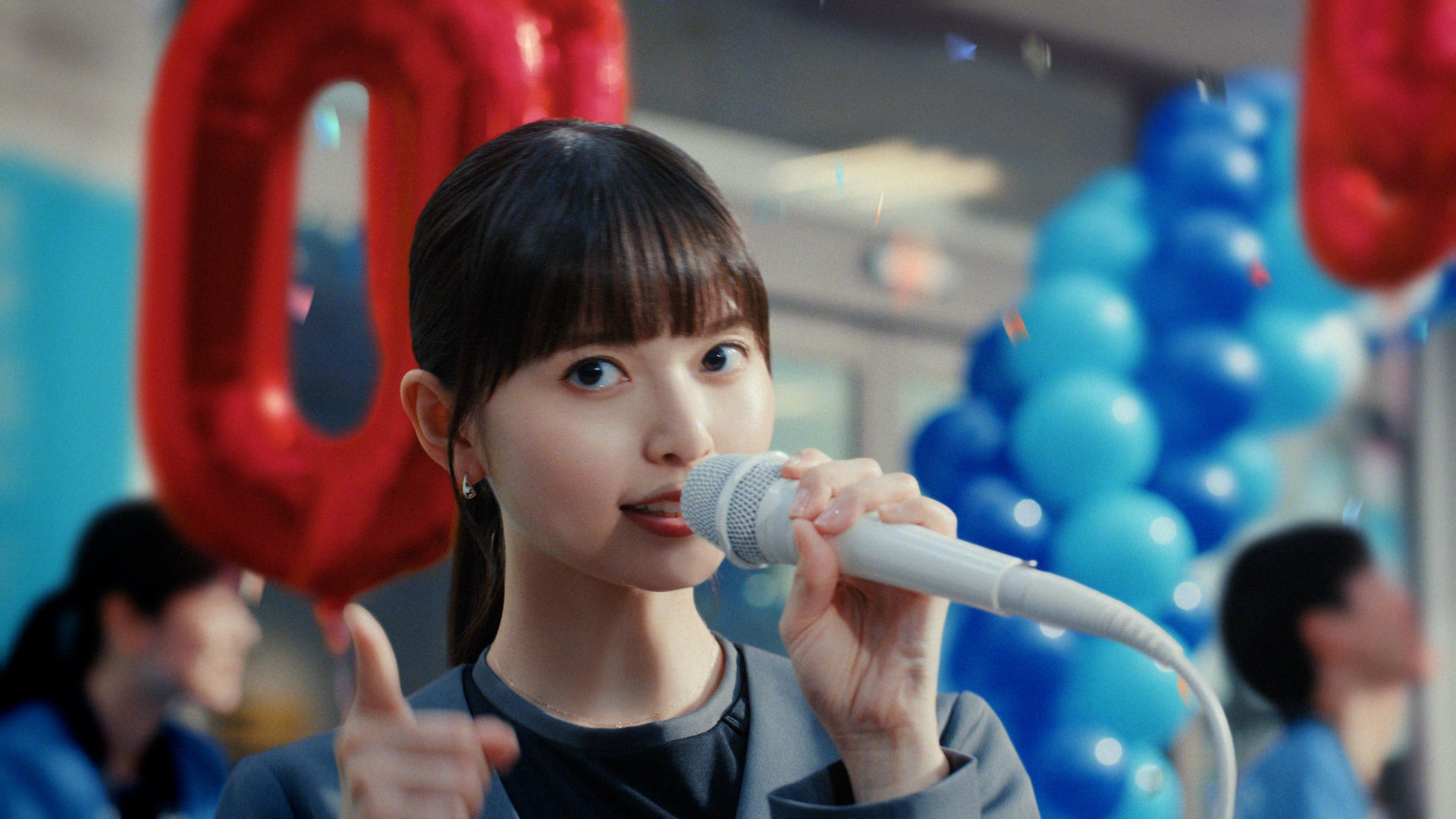 齋藤飛鳥／ソフトバンク新テレビCM「スマホデビュー祭」篇（提供写真）