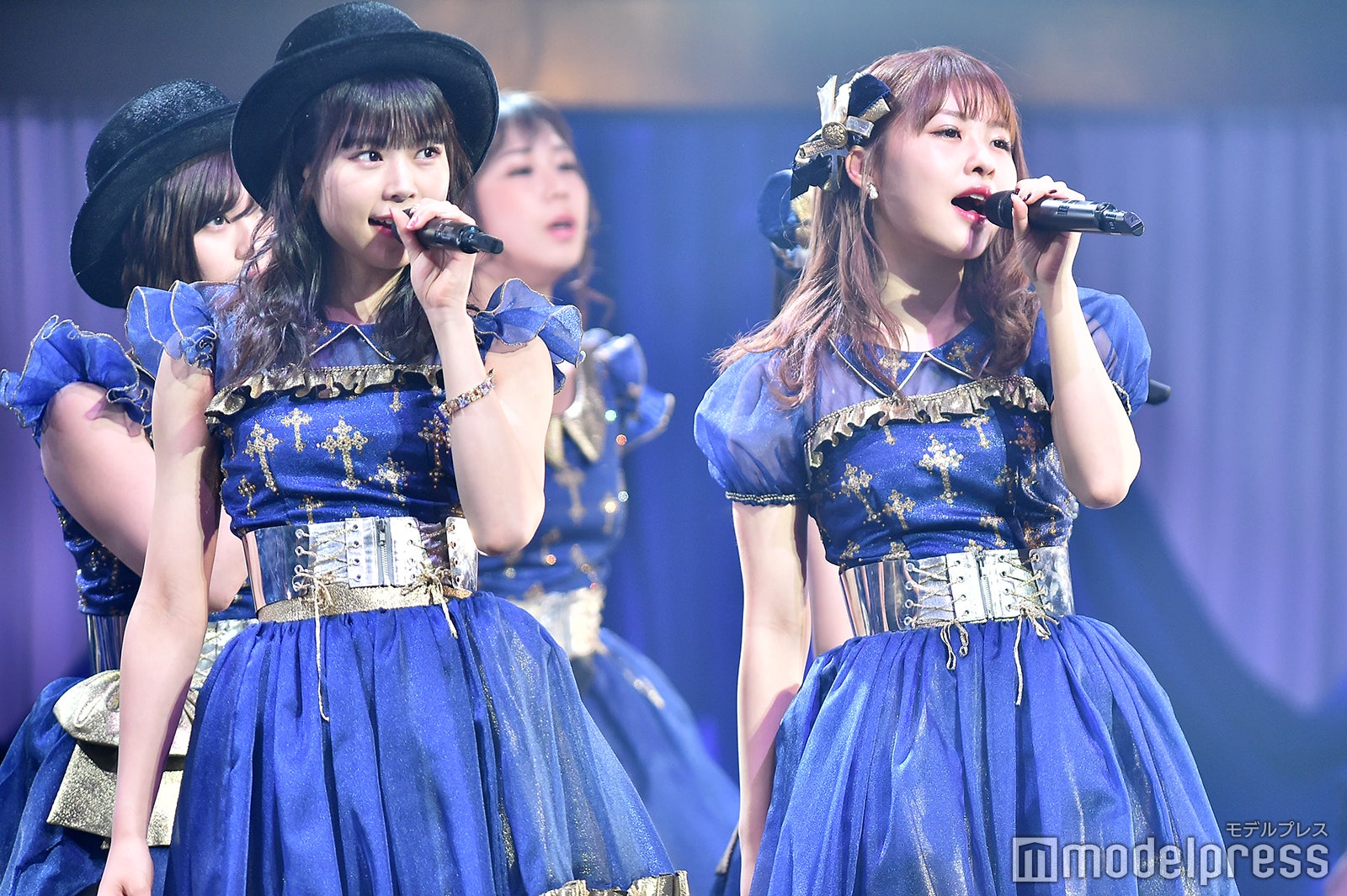 吉川七瀬、中西智代梨「AKB48 チームB単独コンサート～女神は可愛いだけじゃない～」 （C）モデルプレス