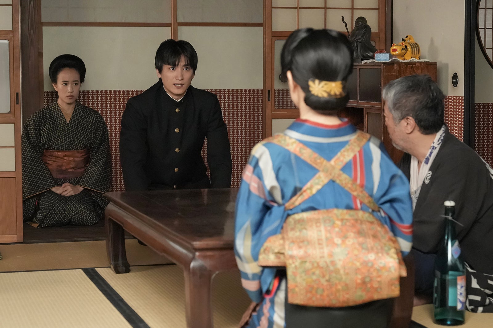 石橋静河、金子大地ら「ブラッサム」第22話（C）NHK