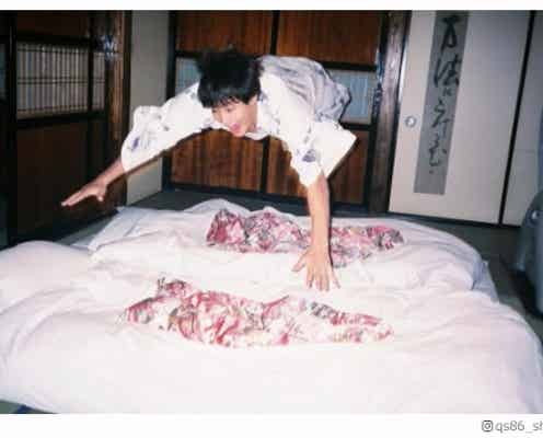 野村周平、躍動感溢れる“お茶目ショット”に反響「可愛すぎか」「少年のよう」