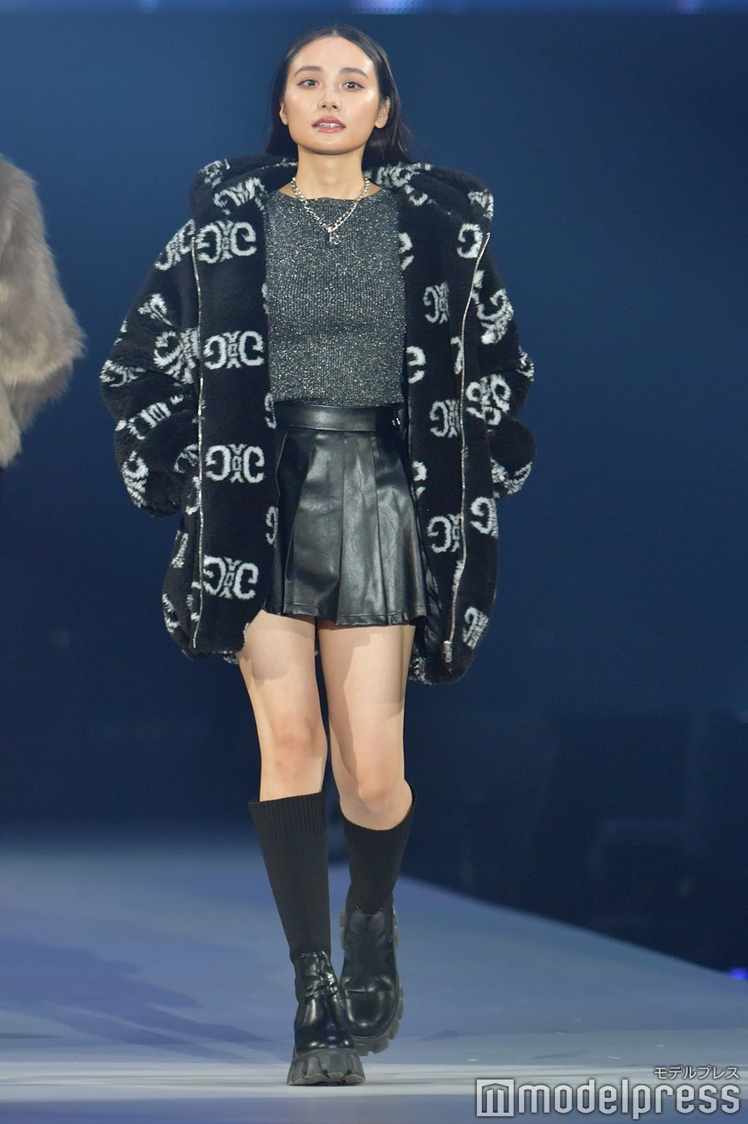 （C）モデルプレス