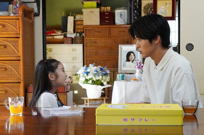 泉谷星奈、目黒蓮「海のはじまり」第3話より(C)フジテレビ