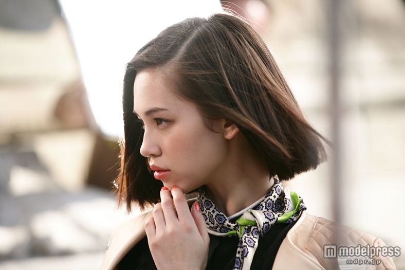 水原希子／資生堂「TSUBAKI」ヘッドスパ新CMメイキングショット