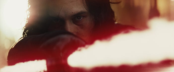 『スター・ウォーズ/最後のジェダイ』より(C)2017 Lucasfilm Ltd. All Rights Reserved.