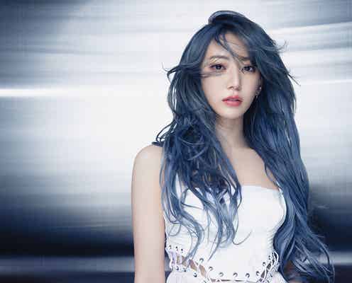 LE SSERAFIM・SAKURA、ブルーロングヘア披露 河北裕介プロデュースブランド「&be HAIR」モデル決定