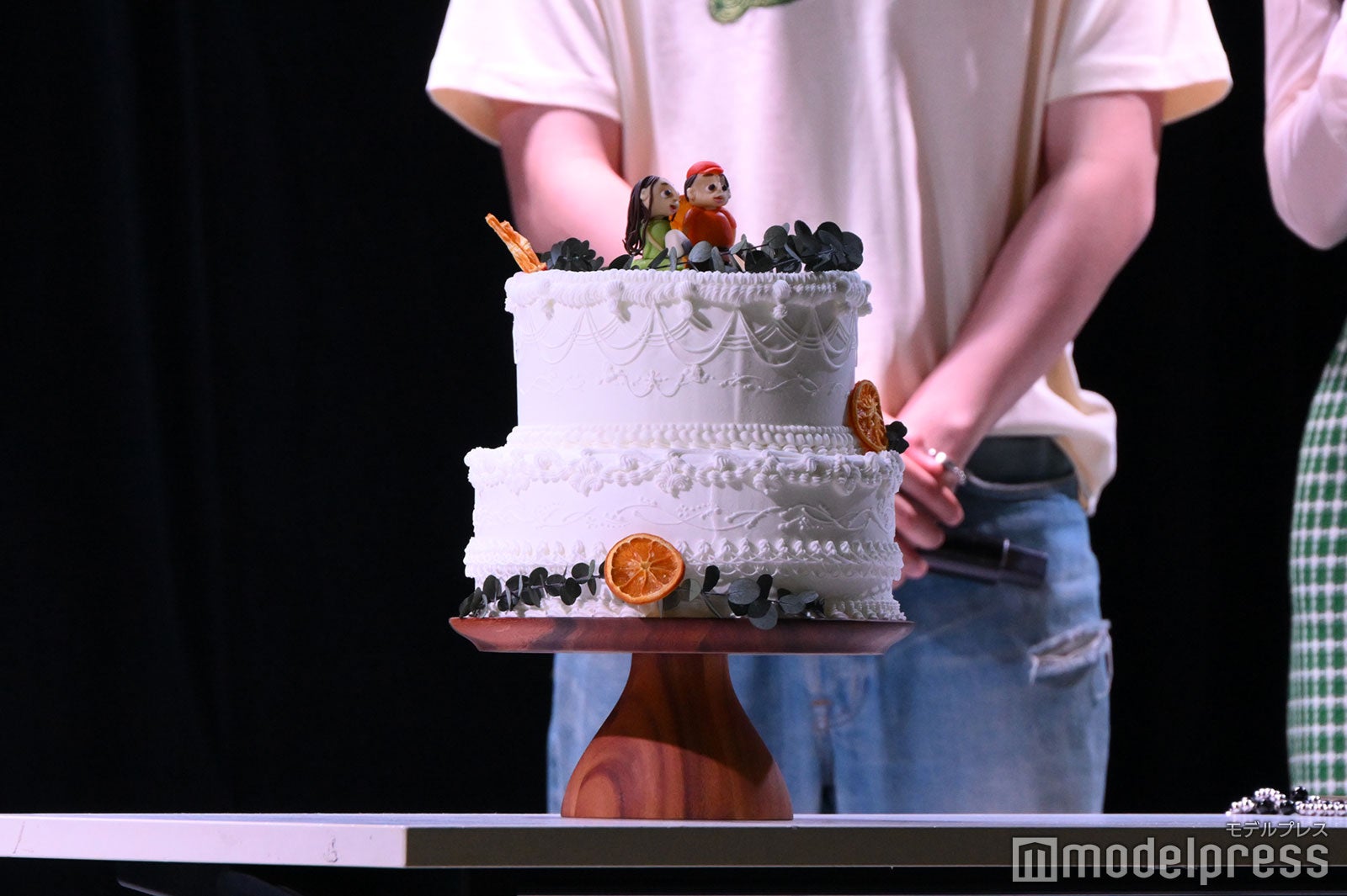 れんゆなに贈られたケーキ（C）モデルプレス