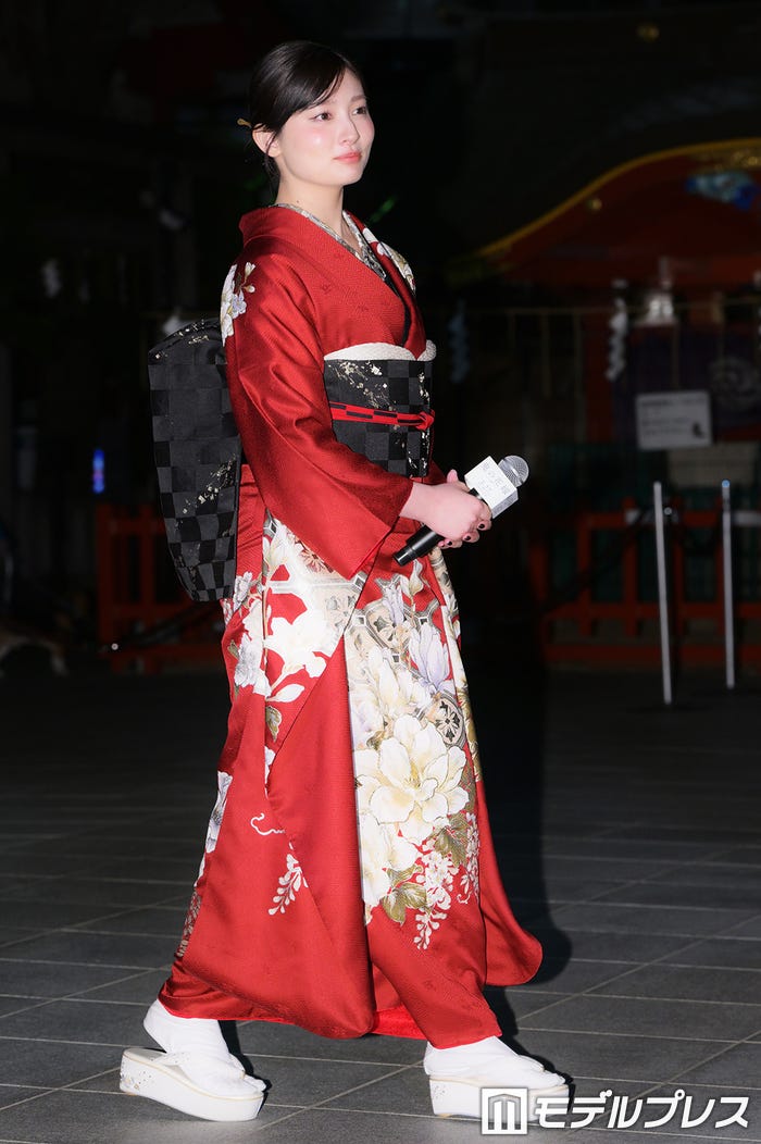 吉川愛(C)モデルプレス