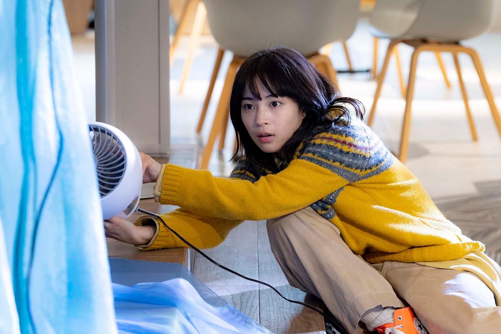 広瀬すず／「夕暮れに、手をつなぐ」第5話より（C）TBS