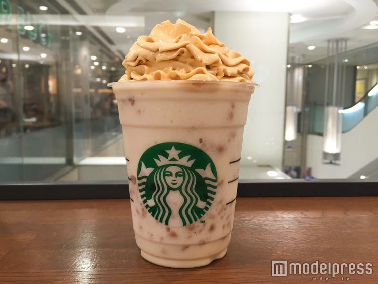 飲んでみた スタバ新作チーズケーキフラペチーノは1杯で2つの味を体験できる美味しさ モデルプレス 飲んでみた スタバ新作チーズケーキフラペチーノは1杯で2つの味を体験できる美味しさ モデルプレス