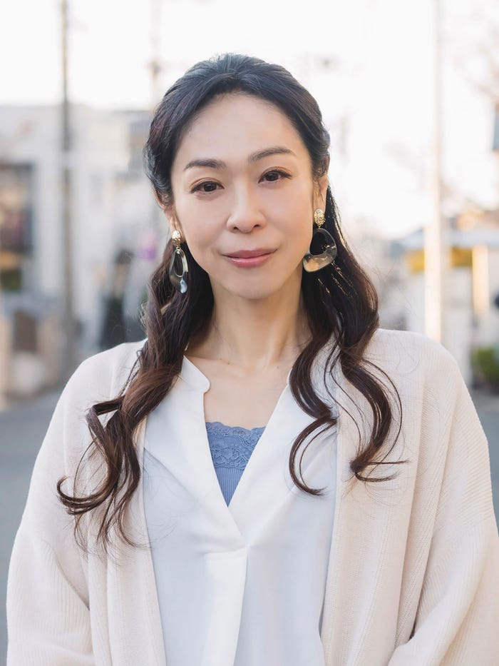 遊井亮子(C)「往生際の意味を知れ!」製作委員会・MBS(C)米代恭/小学館