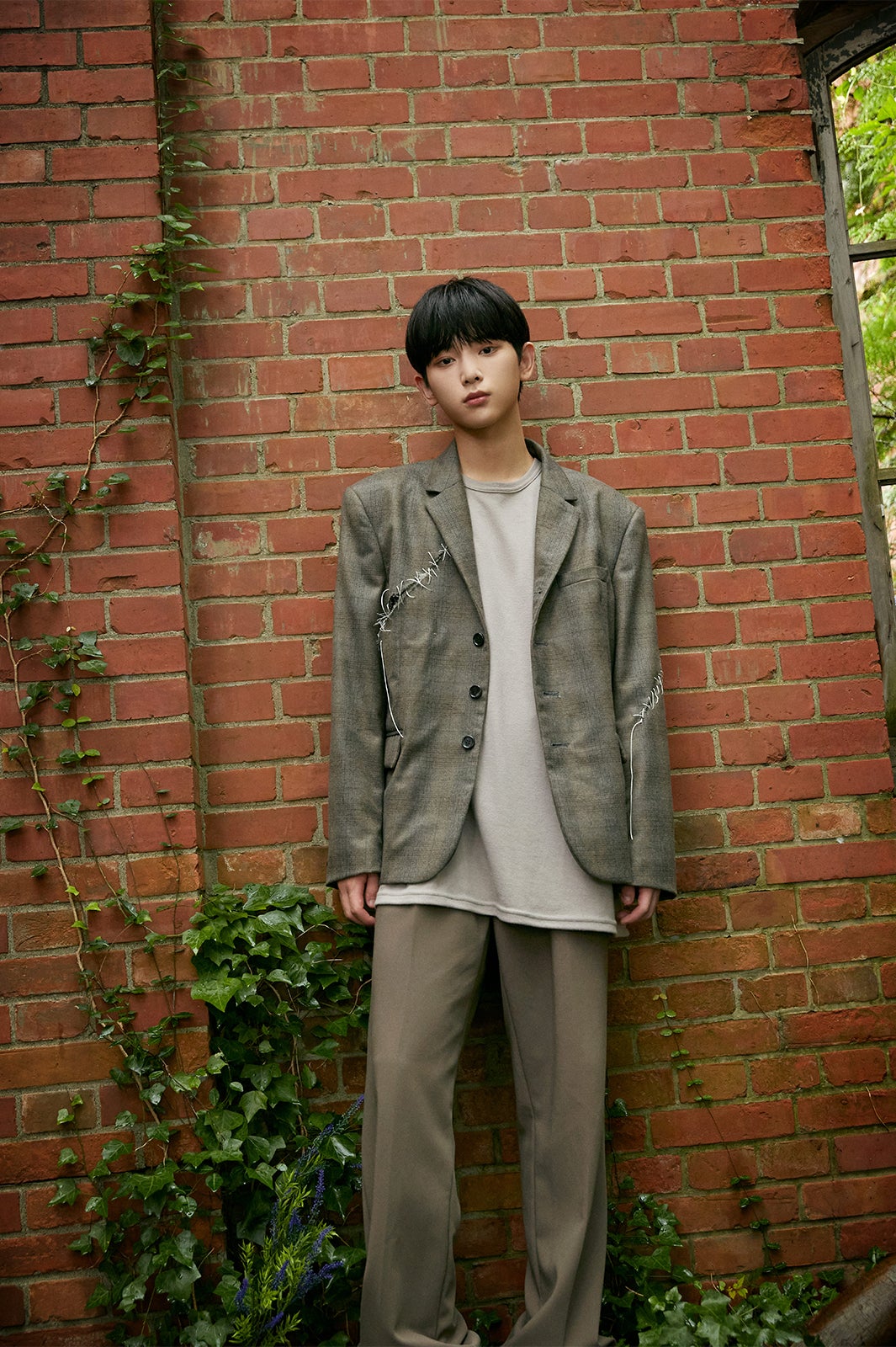 HARUA「ISOLATED」 （C）HYBE LABELS JAPAN