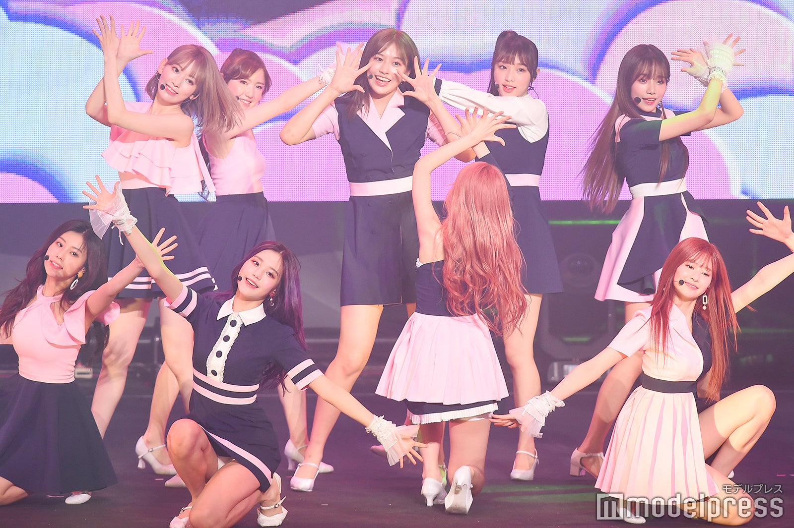 IZ*ONE（C）モデルプレス