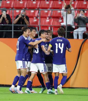 アジア大会 サッカー男子初戦快勝発進も空席目立ちネットは騒然 4万人収容の豊田スタジアムで7720人 チケット苦戦象徴する一戦に