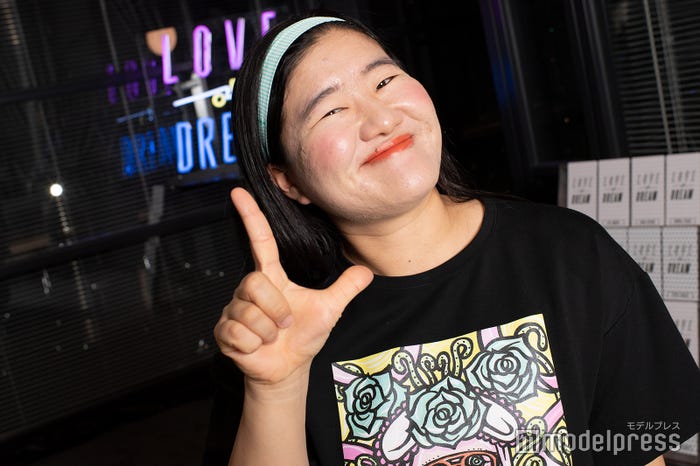 よしこ (C)モデルプレス