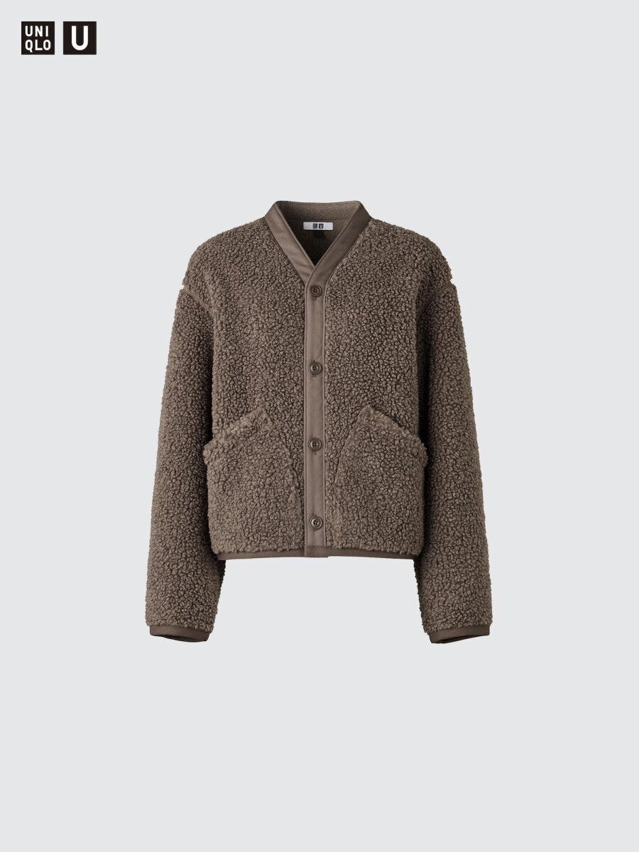 左上にUNIQLO