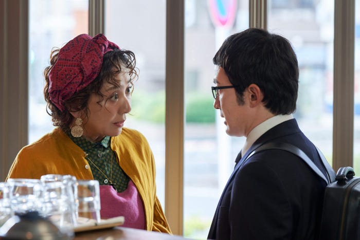 片平なぎさ、浅利陽介「しょせん他人事ですから」第4話より(C)しょせん他人事ですから製作委員会