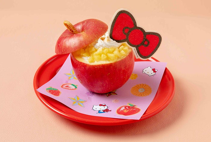 ハローキティのまるごとたっプリンゴ ¥980／画像提供：サンリオ