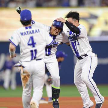 DeNA劇的4連勝 九回宮崎の同点犠飛→蝦名「オレが決めてやる」サヨナラ打