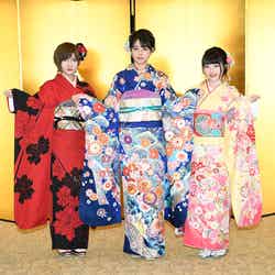 STU48（兼任含む　左から）岡田奈々、瀧野由美子、森香穂（C）AKS