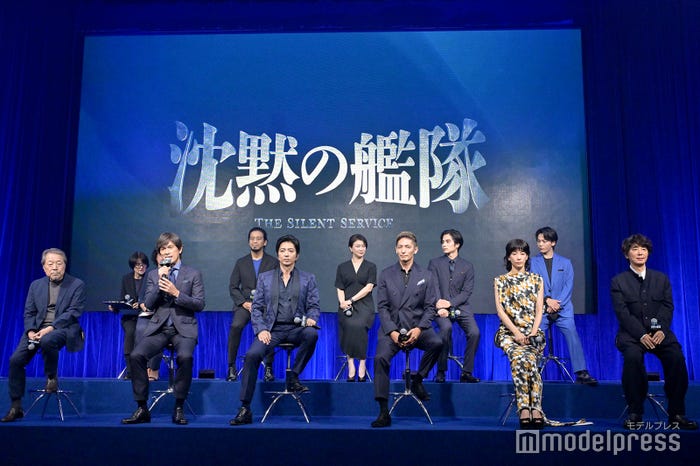 (前列左から)かわぐちかいじ氏、江口洋介、大沢たかお、玉木宏、水川あさみ、ユースケ・サンタマリア(後列左から)ダナエ・コキノス氏、吉野耕平監督、夏川結衣、中村蒼、中村倫也(C)モデルプレス