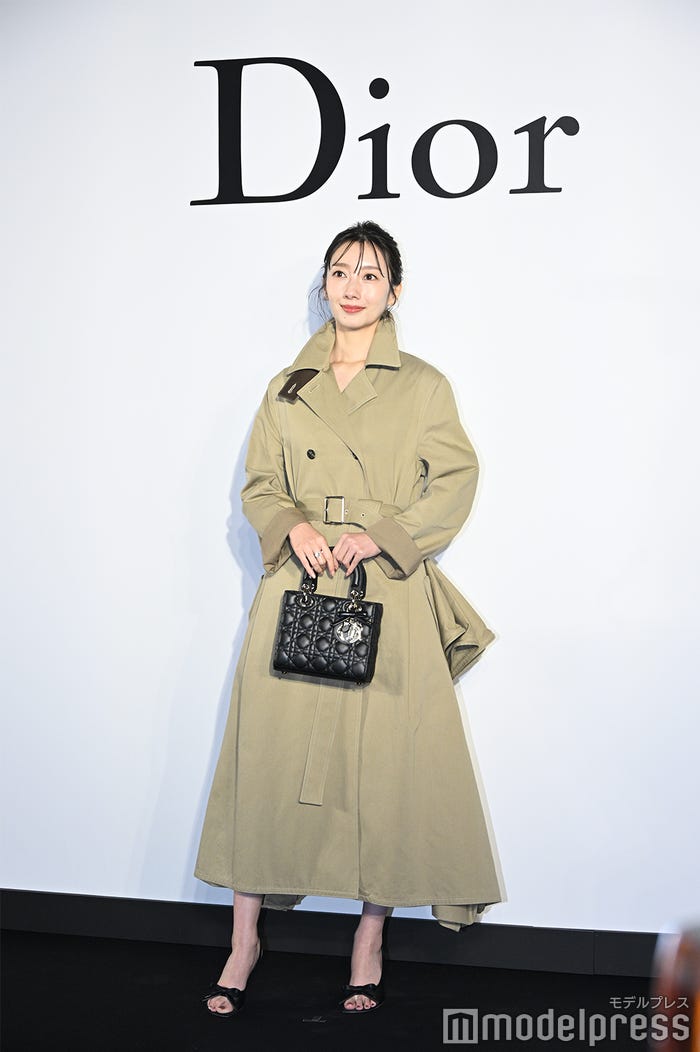 波瑠(C)モデルプレス