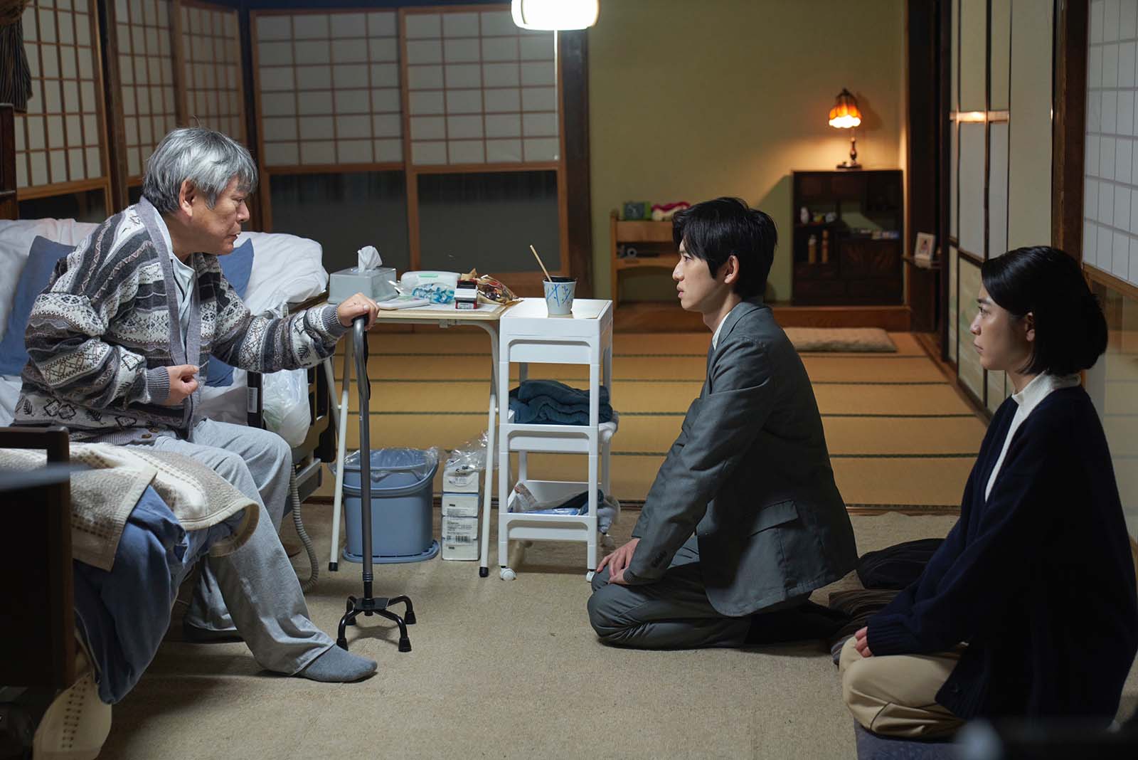 本郷奏多、成海璃子ら「アイのない恋人たち」最終話より（C）ABCテレビ