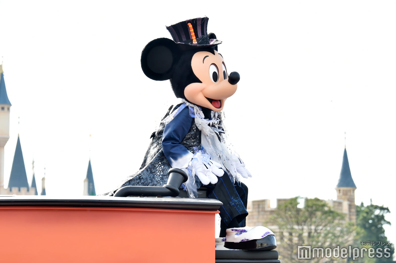 ミッキーマウス／「ミッキーのグリーティングパレード・ウィズ・ヴィランズ」（C）モデルプレス（C）Disney