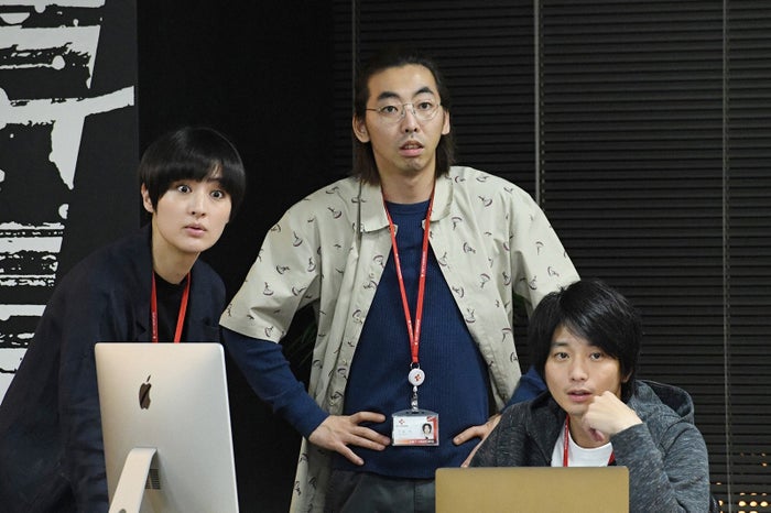 シシド・カフカ、柄本時生、向井理/「わたし、定時で帰ります。」最終話より(C)TBS