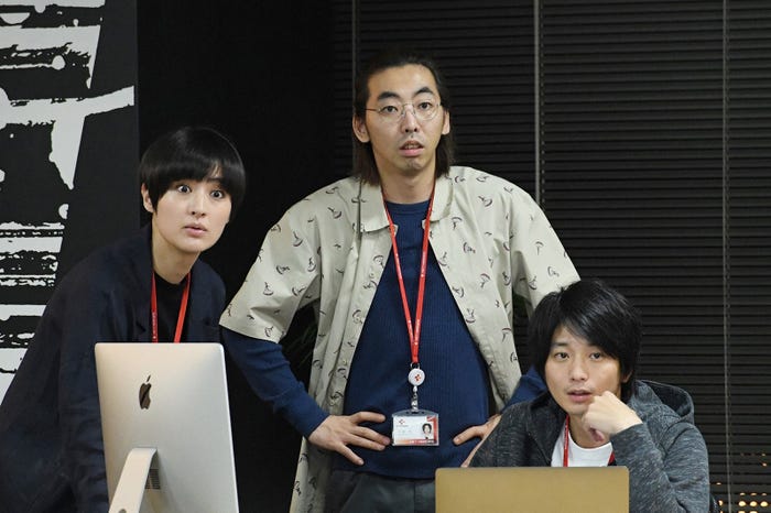 シシド・カフカ、柄本時生、向井理/「わたし、定時で帰ります。」最終話より(C)TBS