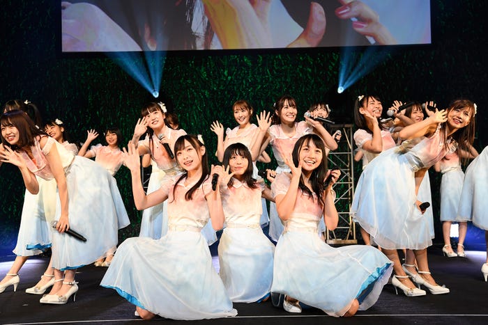 「AKB48グループ 感謝祭~ランク外コンサート~」(C)AKS
