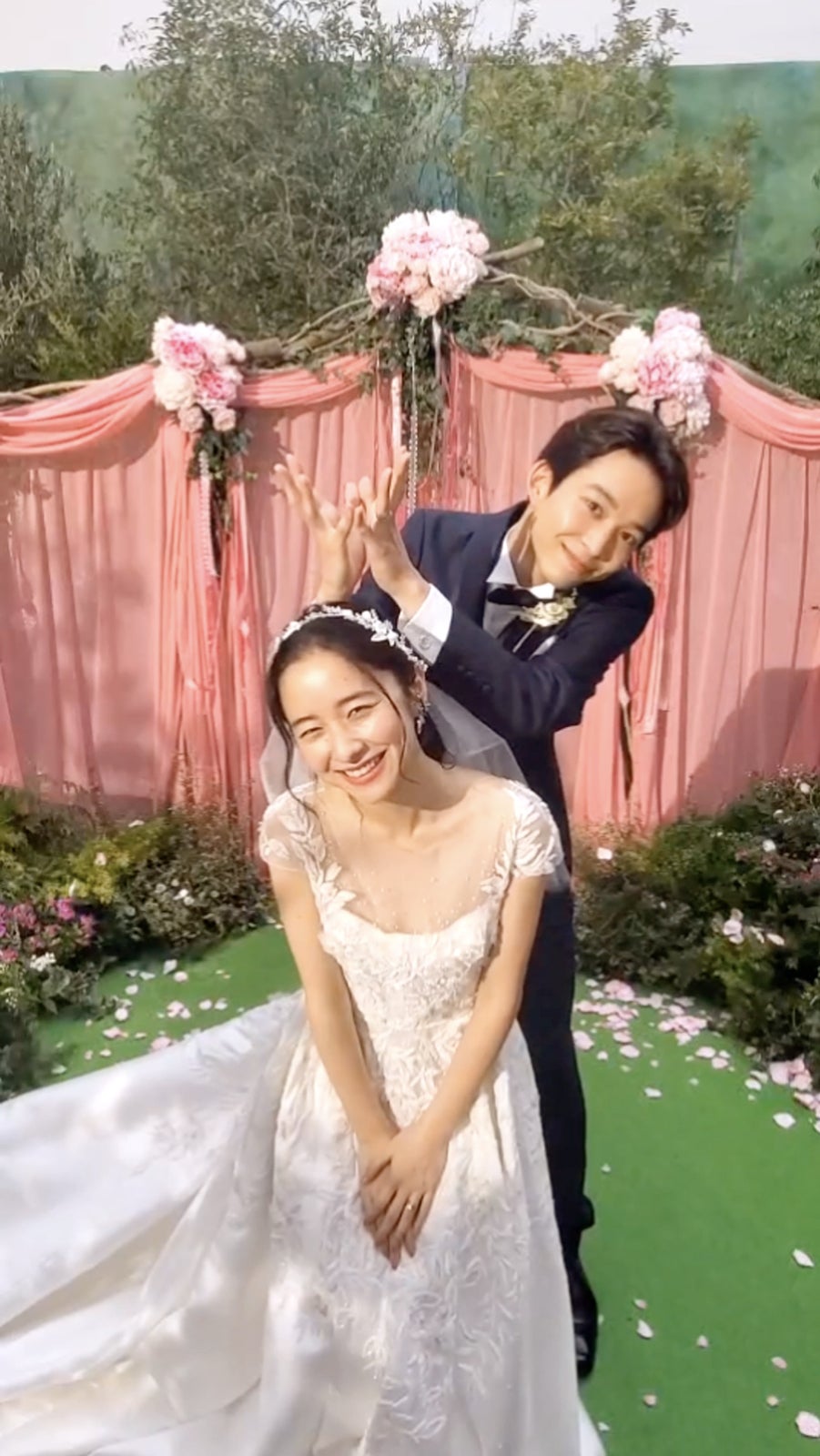 堀田真由、鈴木仁（提供写真）