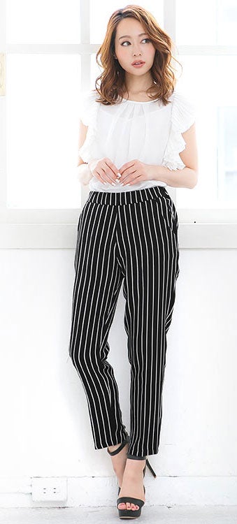 バックウエストゴム☆シンプルスラックスレギパン「神戸レタス」1990円（税込）／画像提供：神戸レタス