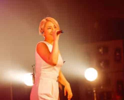 阿部真央 秋に全国6箇所を回るツアー 阿部真央tour22 Who Am I 開催決定 モデルプレス 阿部真央 秋に全国6箇所を回るツアー 阿部真央tour22 Who Am I 開催決定 モデルプレス