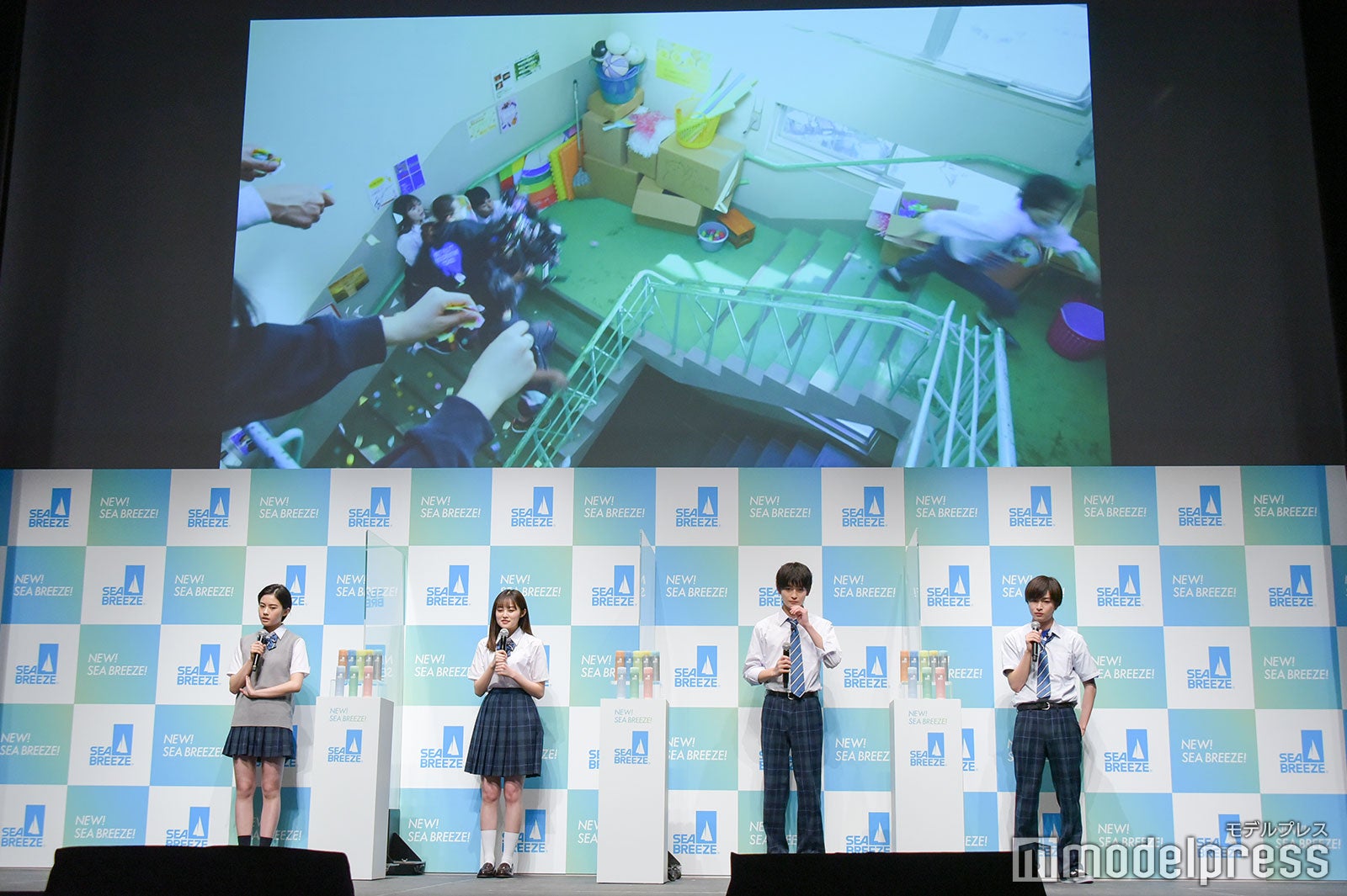 （左から）安斉星来、福山絢水、高橋文哉、曽田陵介（C）モデルプレス