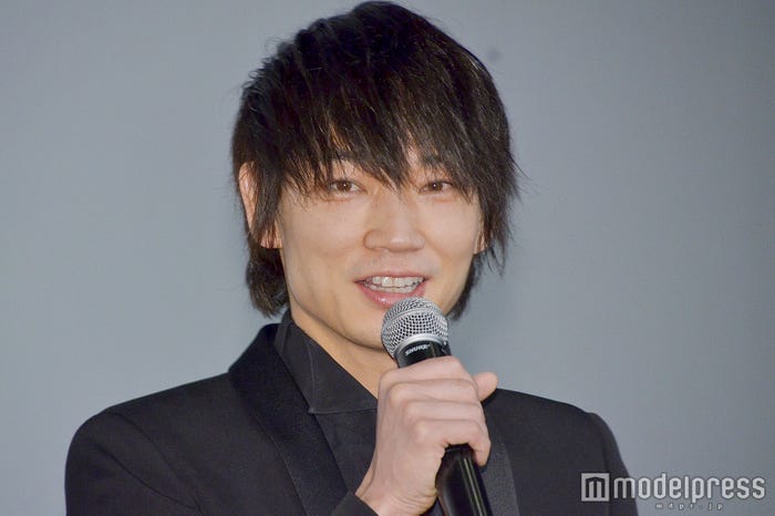 (C)モデルプレス