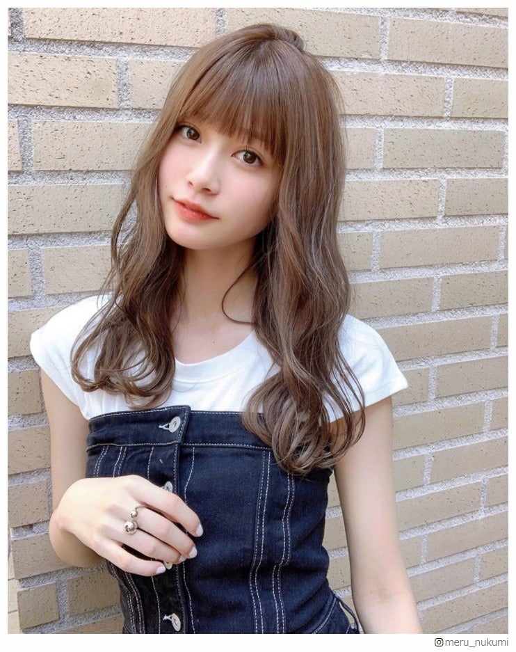 めるる、レアなゆる巻きヘアに「新鮮」「似合ってる」の声