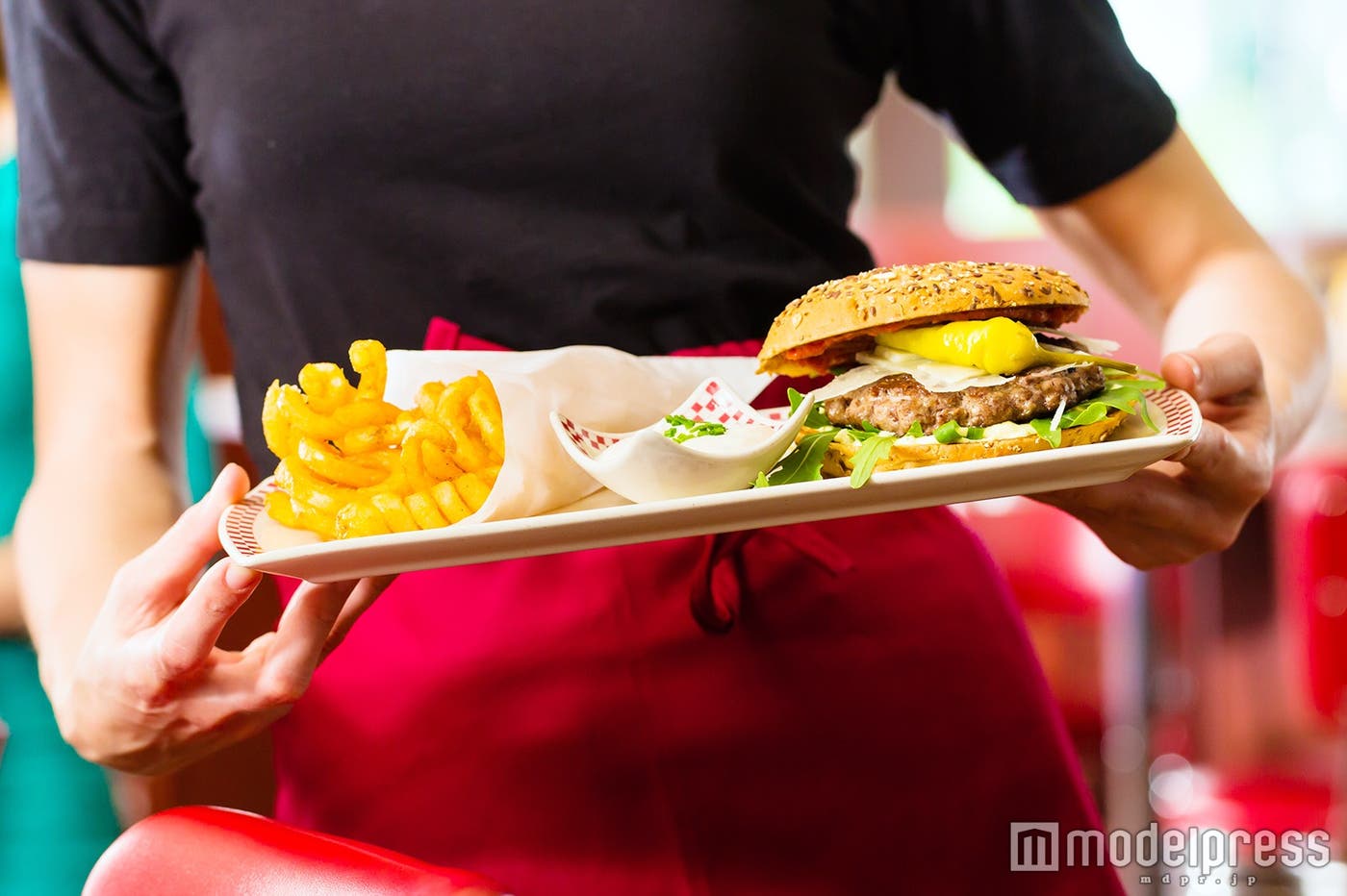 ジャンクフードばかり食べていたら危険(Photo by Kzenon/Fotolia)