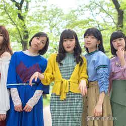 Little Glee Monster（左から）かれん、MAYU、芹奈、manaka、アサヒ※これは衣装です（C）モデルプレス