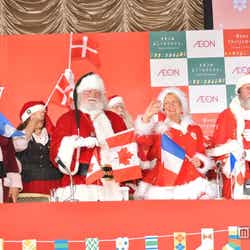 世界各国のサンタクロースが集結