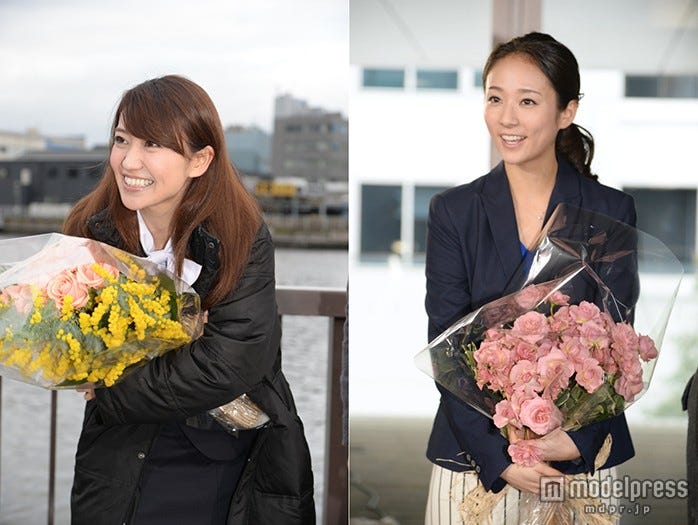 Smap草なぎ剛 涙浮かべ 胸がいっぱい 大島優子 木村文乃らと 銭の戦争 クランクアップ モデルプレス Smap草なぎ剛 涙浮かべ 胸がいっぱい 大島優子 木村文乃らと 銭の戦争 クランクアップ モデルプレス