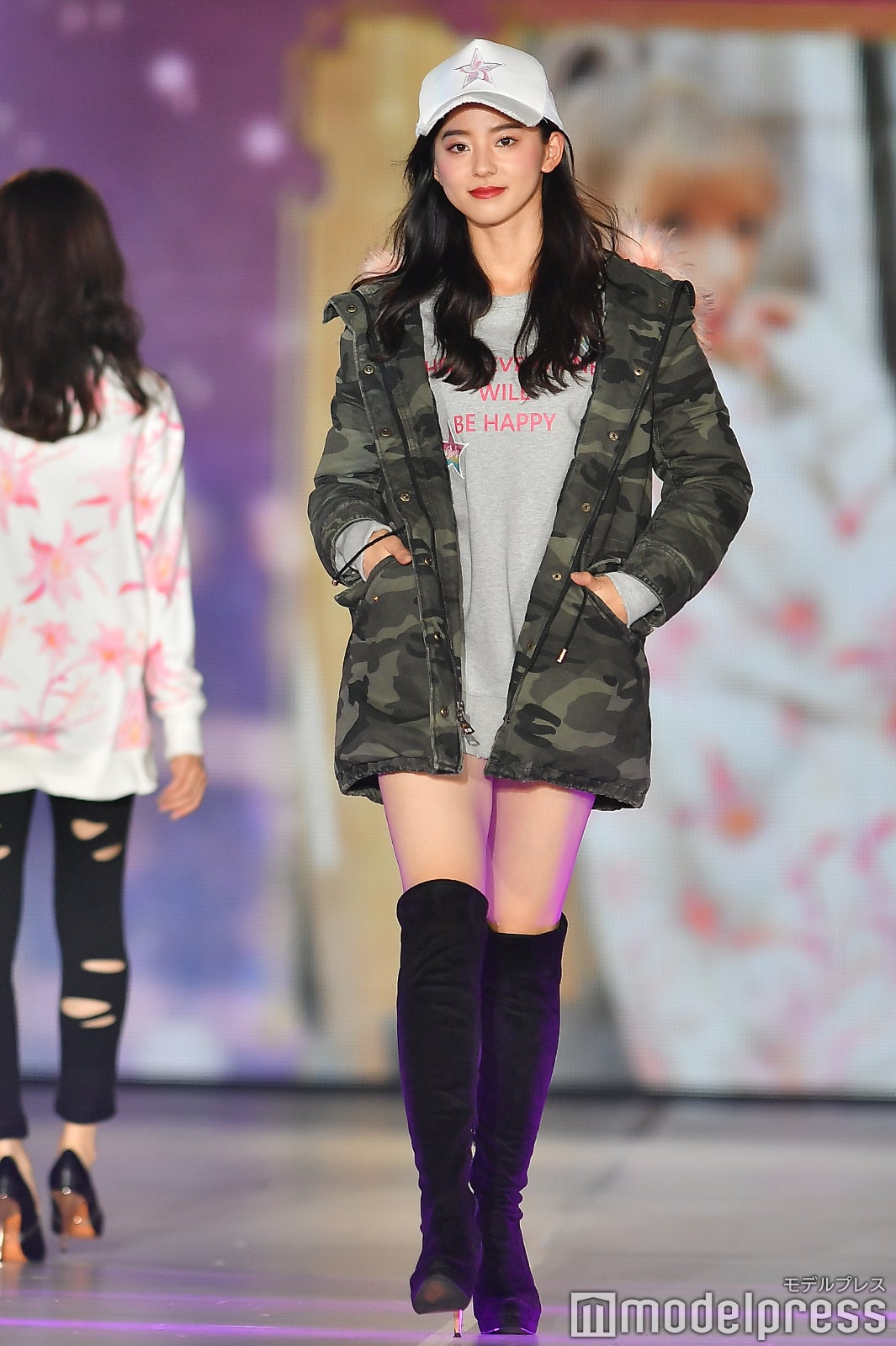 朝比奈彩（C）モデルプレス