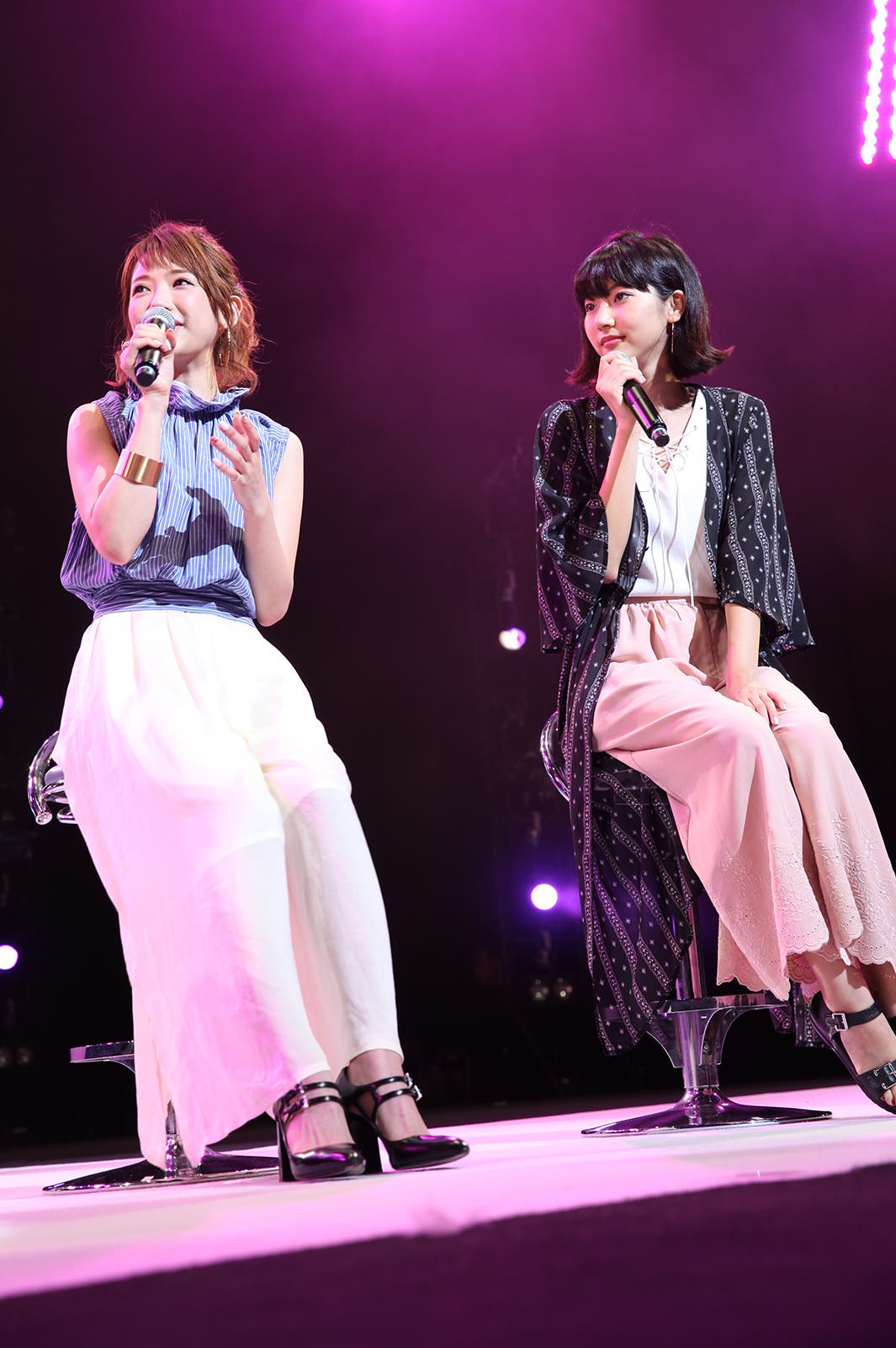 (左から)くみっきー、武田玲奈