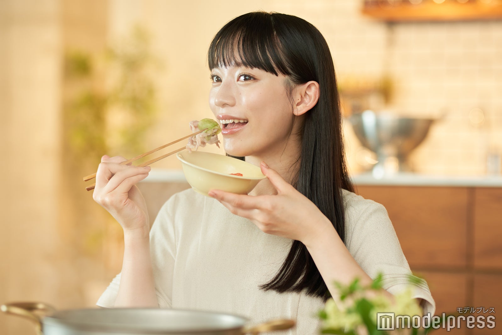 由布菜月（C）モデルプレス